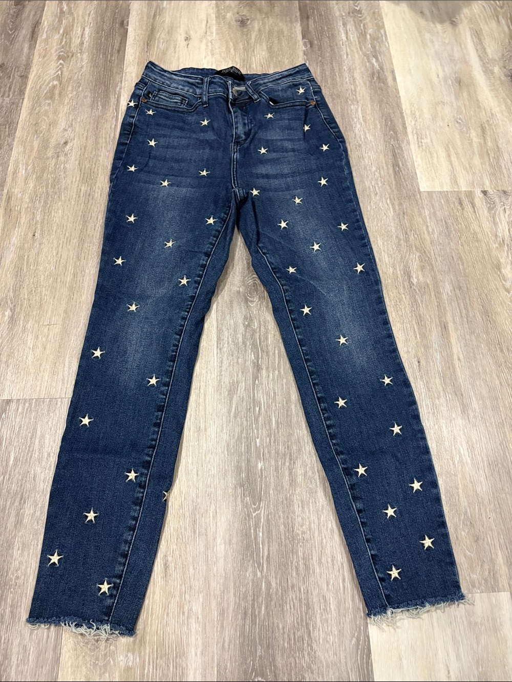 Judy Blue Dark Blue Star-Embroidered Women's Jeans